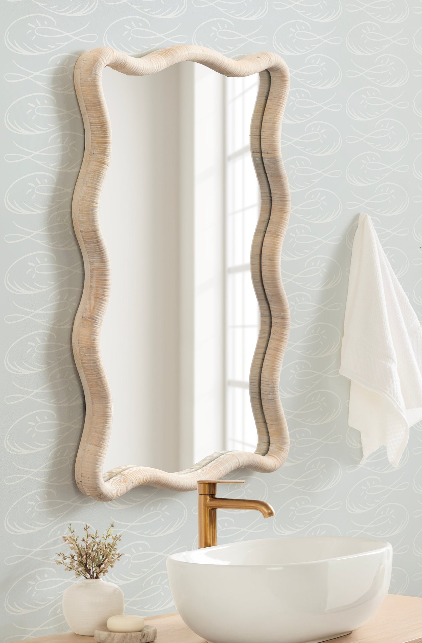 Rahfy Rattan Rectangle Scallop Mirror